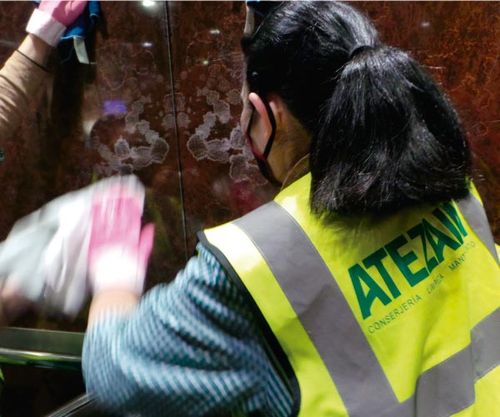 Atezain, Conserjería Limpieza Mantenimiento limpiar ascensor